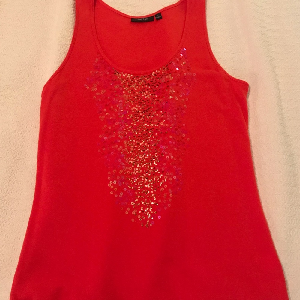 Women’s sequin tank top
